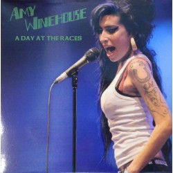 AMY WINEHOUSE - A Day At...