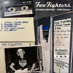 FOO FIGHTERS - STUDIO...