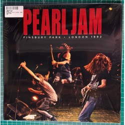 PEARL JAM - Finsbury Park...